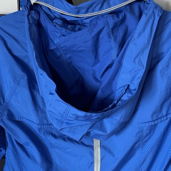 Lululemon Blue Record Breaker Run Jacket Size 6 - Picture 5 of 5